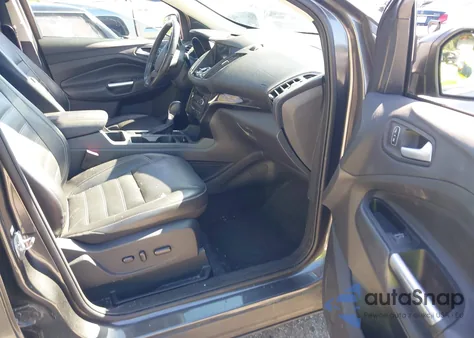 2017 Ford Escape Titanium из США, поврежденный, VIN 1FMCU0J9XHUB95443